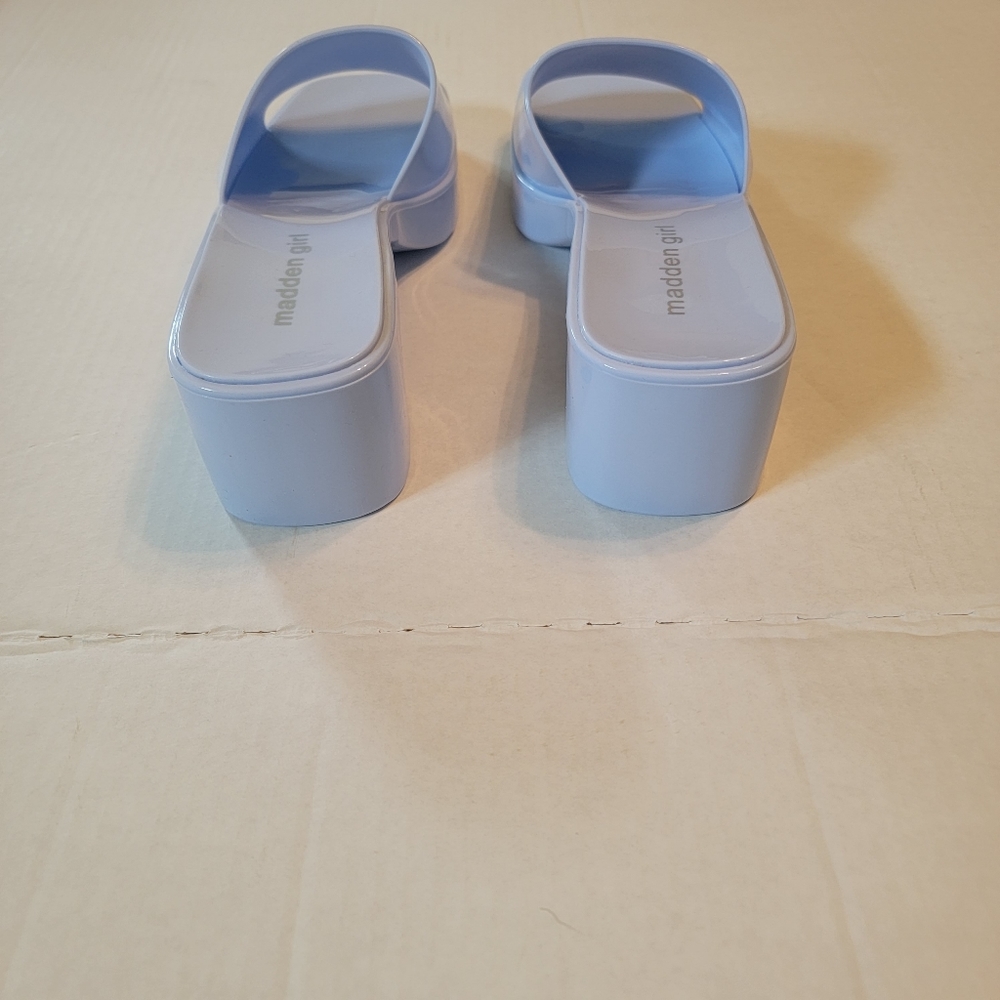 NWOT Madden Girl light blue slip on strap shoes. Size 8 - Picture 3 of 7